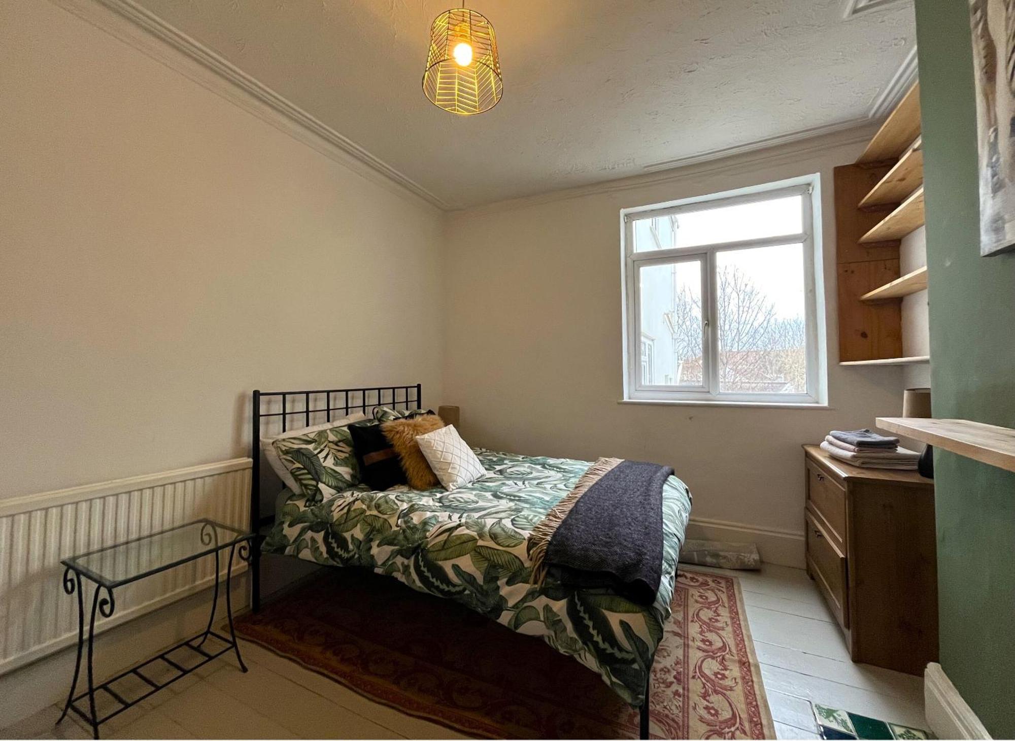 Charming Cottage Retreat With Garden - Sleeps 12 Bristol Exteriör bild